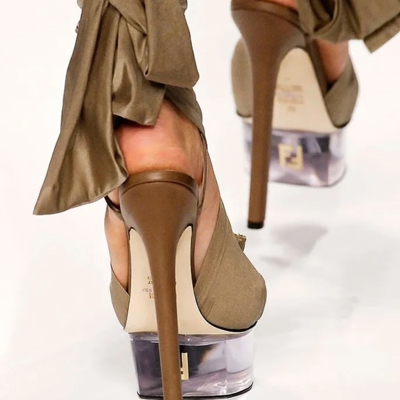 Fendi Cinderella Heels Khaki/Taupe Size 38.5-39